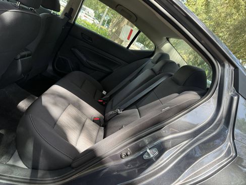 Used 2026 Nissan Altima 2.5 SV FWD image 19