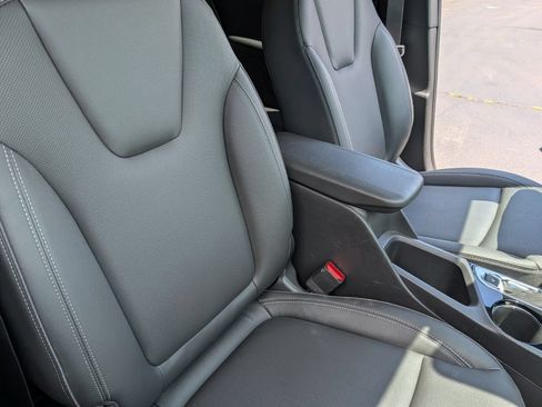 Used 2024 Buick Encore GX Sport Touring w/ Comfort Package FWD image 25