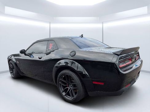 Used 2022 Dodge Challenger R/T Scat Pack RWD image 5