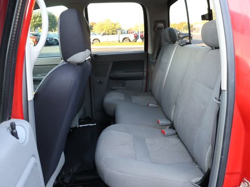 Used 2006 Dodge Ram 2500 Truck SLT w/ Quad Cab Big Horn Value Group image 18