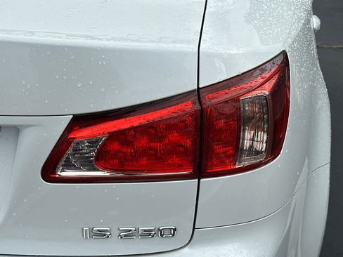Used 2013 Lexus IS 250 w/ Premium Pkg Value Edition image 17