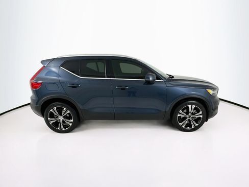 Used 2022 Volvo XC40 T5 Inscription w/ Climate Package AWD/4WD image 9