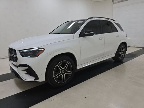 Used 2024 Mercedes-Benz GLE 350 4MATIC image 3