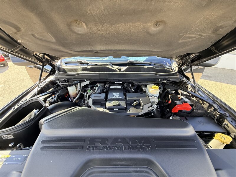 Used 2020 RAM 2500 Limited RWD image 31