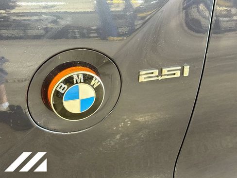 Used 2003 BMW Z4 2.5i RWD image 30