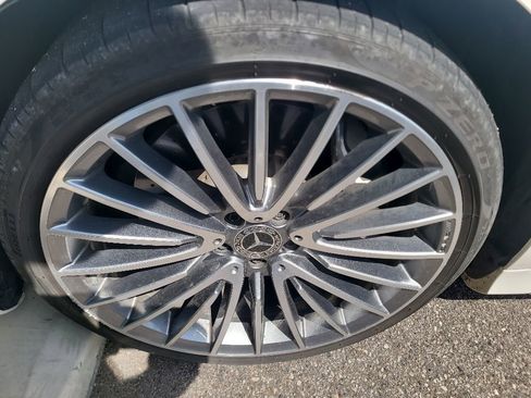 Certified 2022 Mercedes-Benz S 500 4MATIC image 6