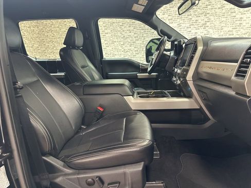 Used 2022 Ford F350 Lariat w/ Lariat Ultimate Package image 11