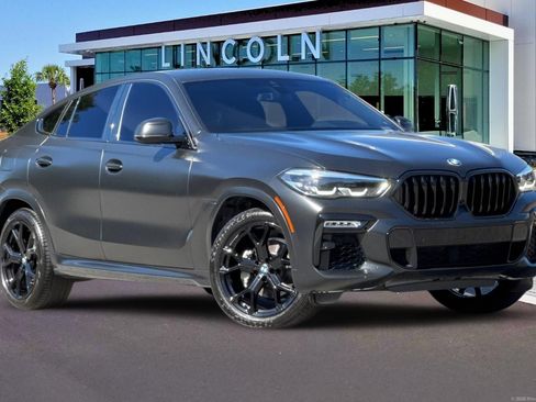 Used 2020 BMW X6 sDrive40i w/ M Sport Package RWD image 2