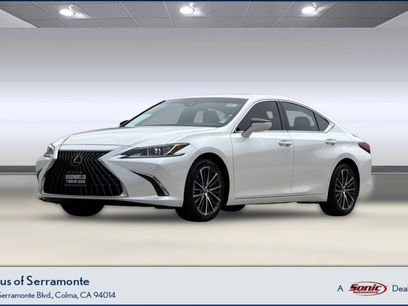 Used 2025 Lexus ES 300h w/ Premium Package