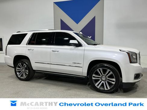 Used 2018 GMC Yukon Denali w/ Denali Ultimate Package image 3