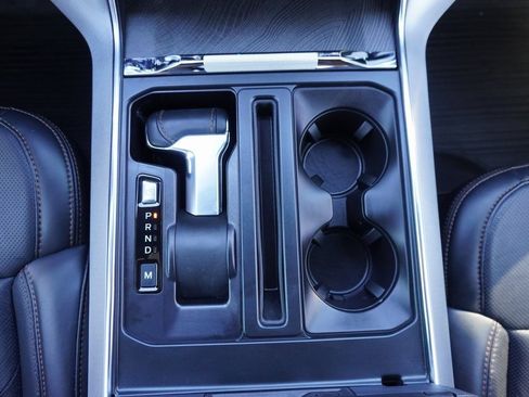 Certified 2022 Ford F150 Platinum w/ Equipment Group 701A High image 22