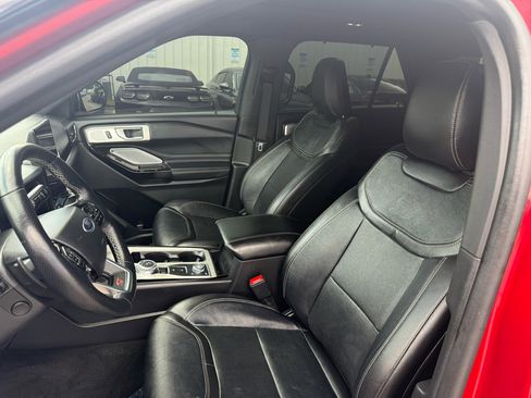 Used 2023 Ford Explorer ST w/ Equipment Group 401A image 16