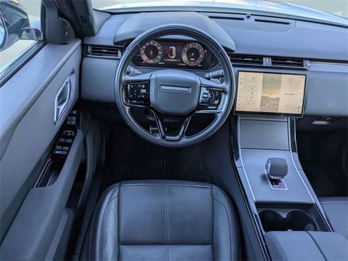 Used 2025 Land Rover Range Rover Velar Dynamic SE image 17