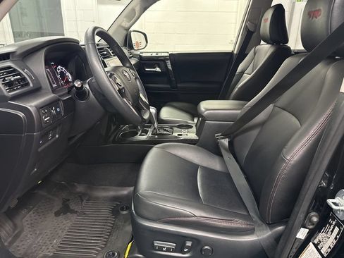 Used 2020 Toyota 4Runner TRD Pro AWD/4WD image 18