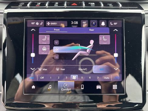 New 2025 Jeep Grand Cherokee L Altitude image 40