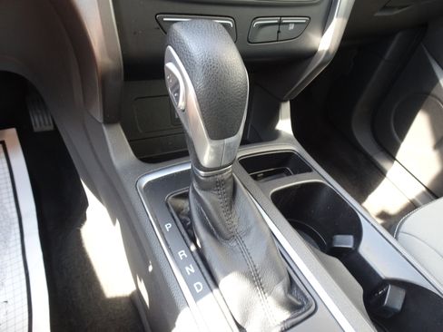 Used 2017 Ford Escape S FWD image 16