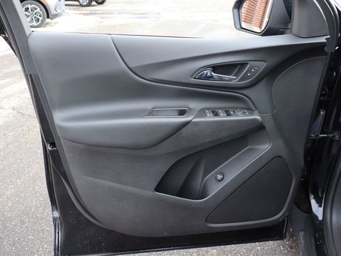 Used 2024 Chevrolet Equinox LT image 10