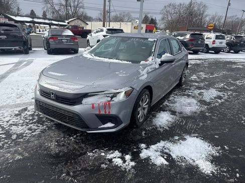 Used 2022 Honda Civic LX image 3