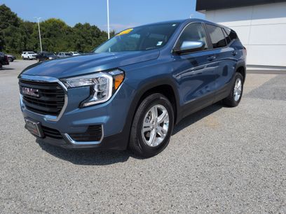 Used 2024 GMC Terrain SLE