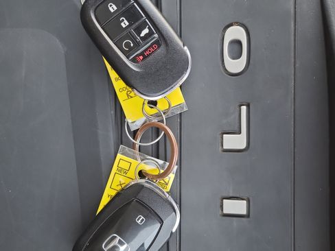 Used 2024 Honda Pilot EX-L image 32