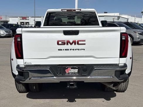 Certified 2025 GMC Sierra 3500 Pro image 3