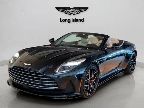 Used 2024 Aston Martin DB12 Convertible RWD image 61