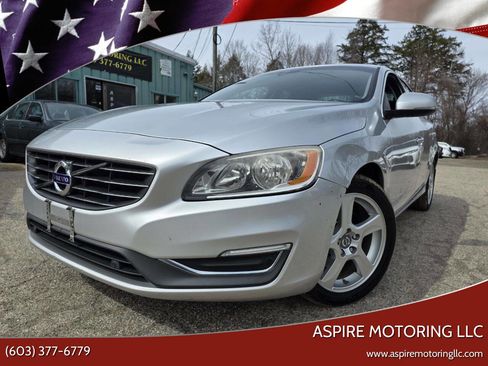 Used 2015 Volvo S60 T5 Premier w/ Convenience Package image 1