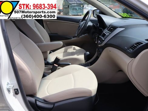 Used 2016 Hyundai Accent SE FWD image 17