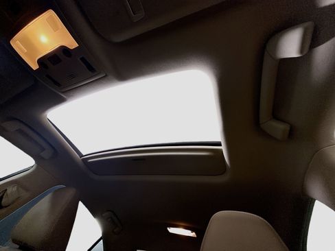 Used 2018 Lexus IS 300 w/ Comfort Package image 42