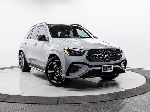 Used 2025 Mercedes-Benz GLE 450 4MATIC w/ AMG Line Exterior image 1