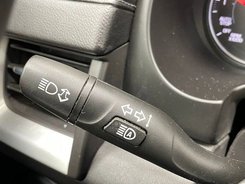 Used 2024 GMC Terrain SLE w/ Elevation Edition AWD/4WD image 28