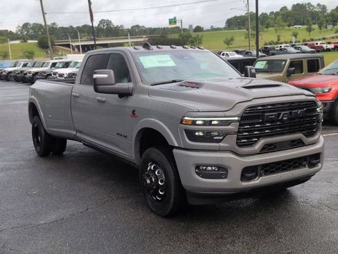 New 2026 RAM 3500 Limited AWD/4WD image 2