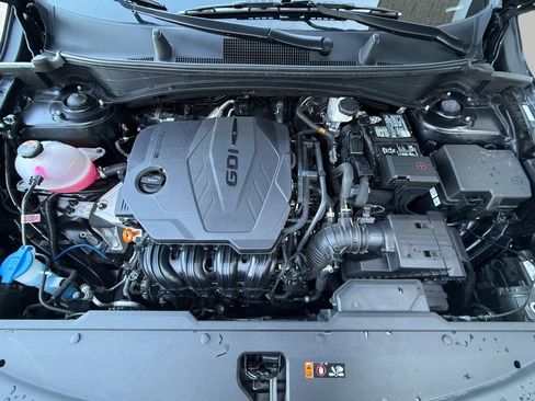 Certified 2025 Kia Sportage LX image 13