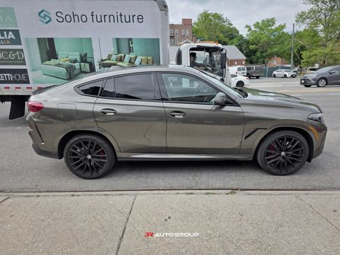 Used 2025 BMW X6 xDrive40i w/ Climate Comfort Package AWD/4WD image 5