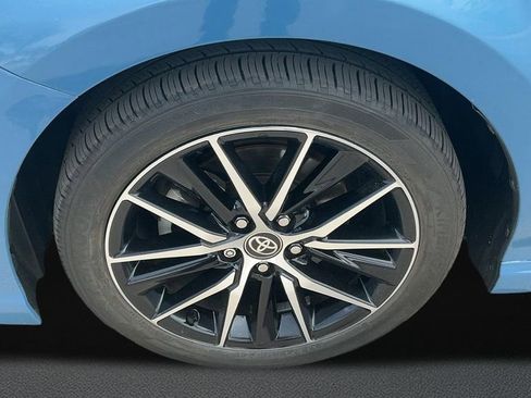 Used 2024 Toyota Camry SE w/ Convenience Package image 10