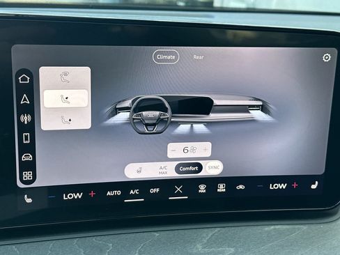 New 2026 Audi Q3 quattro 2.0T AWD/4WD image 21
