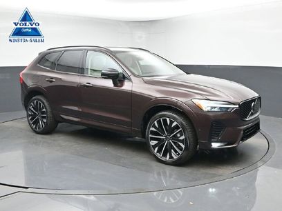 New 2026 Volvo XC60 B5 Ultra w/ Climate Package