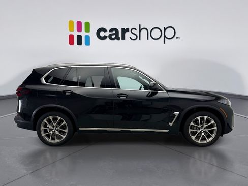 Used 2024 BMW X5 xDrive40i w/ Premium Package AWD/4WD image 6