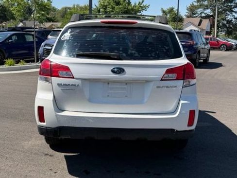 Used 2013 Subaru Outback 2.5i AWD/4WD image 4