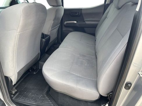 Used 2021 Toyota Tacoma TRD Off-Road image 25