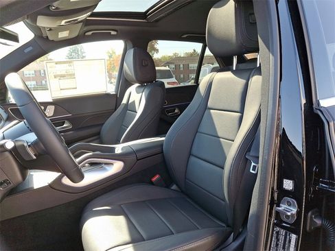 Certified 2025 Mercedes-Benz GLE 350 4MATIC image 9