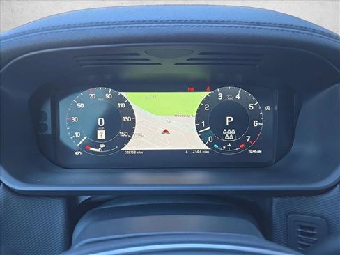 Certified 2023 Land Rover Discovery Metropolitan Edition image 20