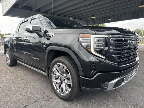 Used 2025 GMC Sierra 1500 Denali w/ Denali Reserve Package image 4