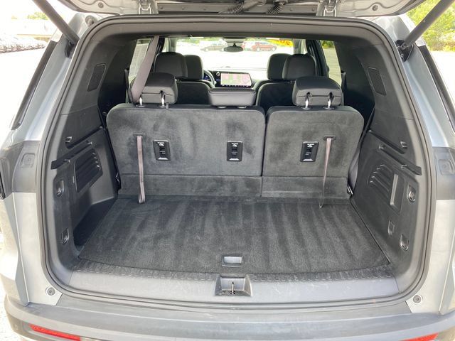 Certified 2025 Chevrolet Traverse LT FWD image 20