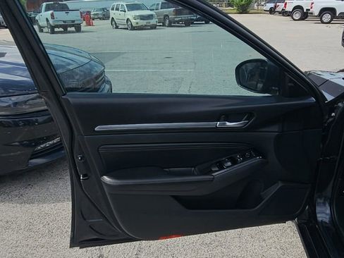 Used 2020 Nissan Altima 2.5 SL image 10