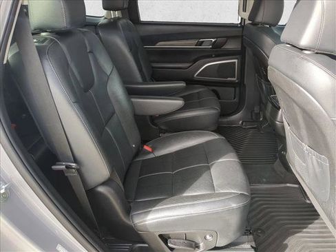 Used 2022 Kia Telluride EX w/ EX Premium Package image 22