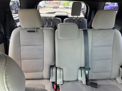 Used 2014 Ford Explorer FWD image 16