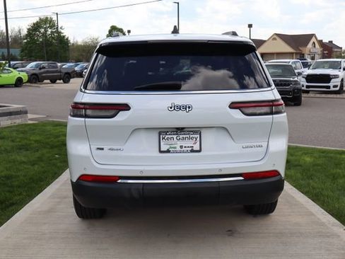 Used 2021 Jeep Grand Cherokee L Limited AWD/4WD image 32