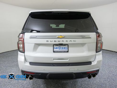 Used 2024 Chevrolet Suburban High Country w/ Advanced Technology Package AWD/4WD image 6