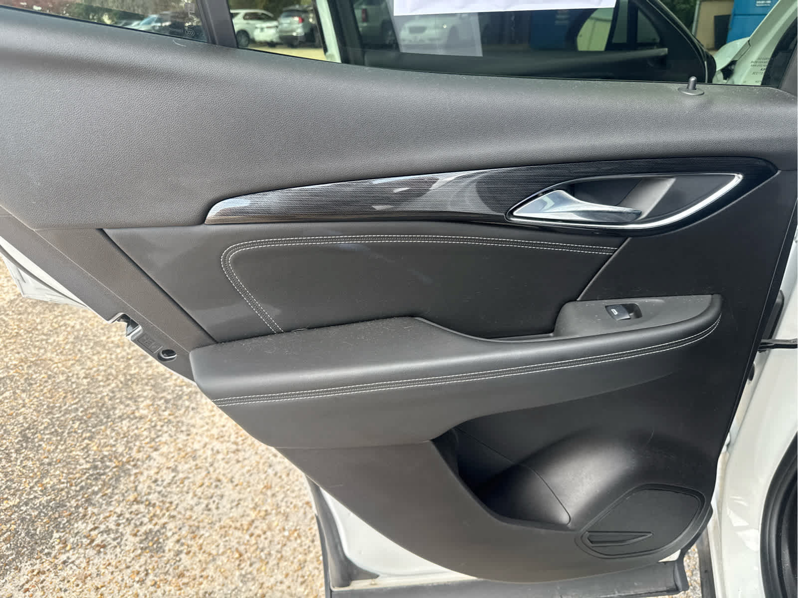 Used 2022 Buick Envision Preferred FWD image 33